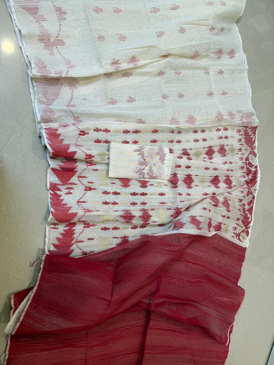 Authentic Handwoven Bangladeshi Dhakai Jamdani Half Silk Saree