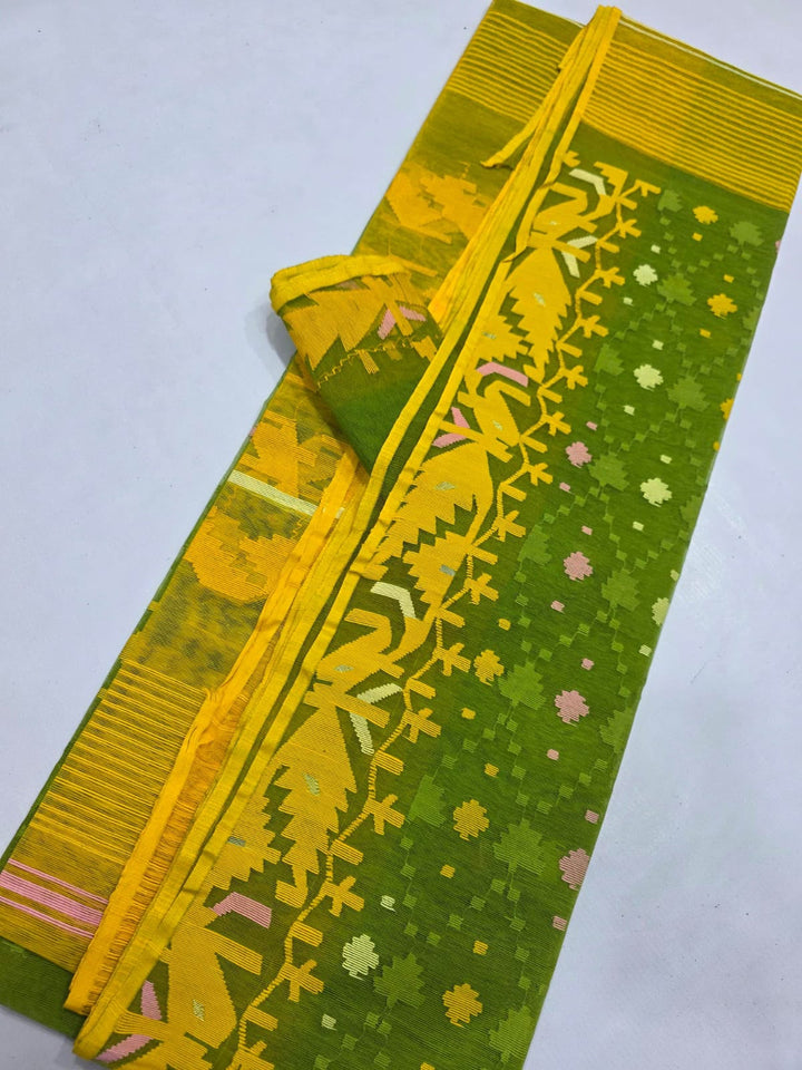 The Emerald Meadow: Authentic Bangladeshi Dhakai Jamdani Half Silk Saree