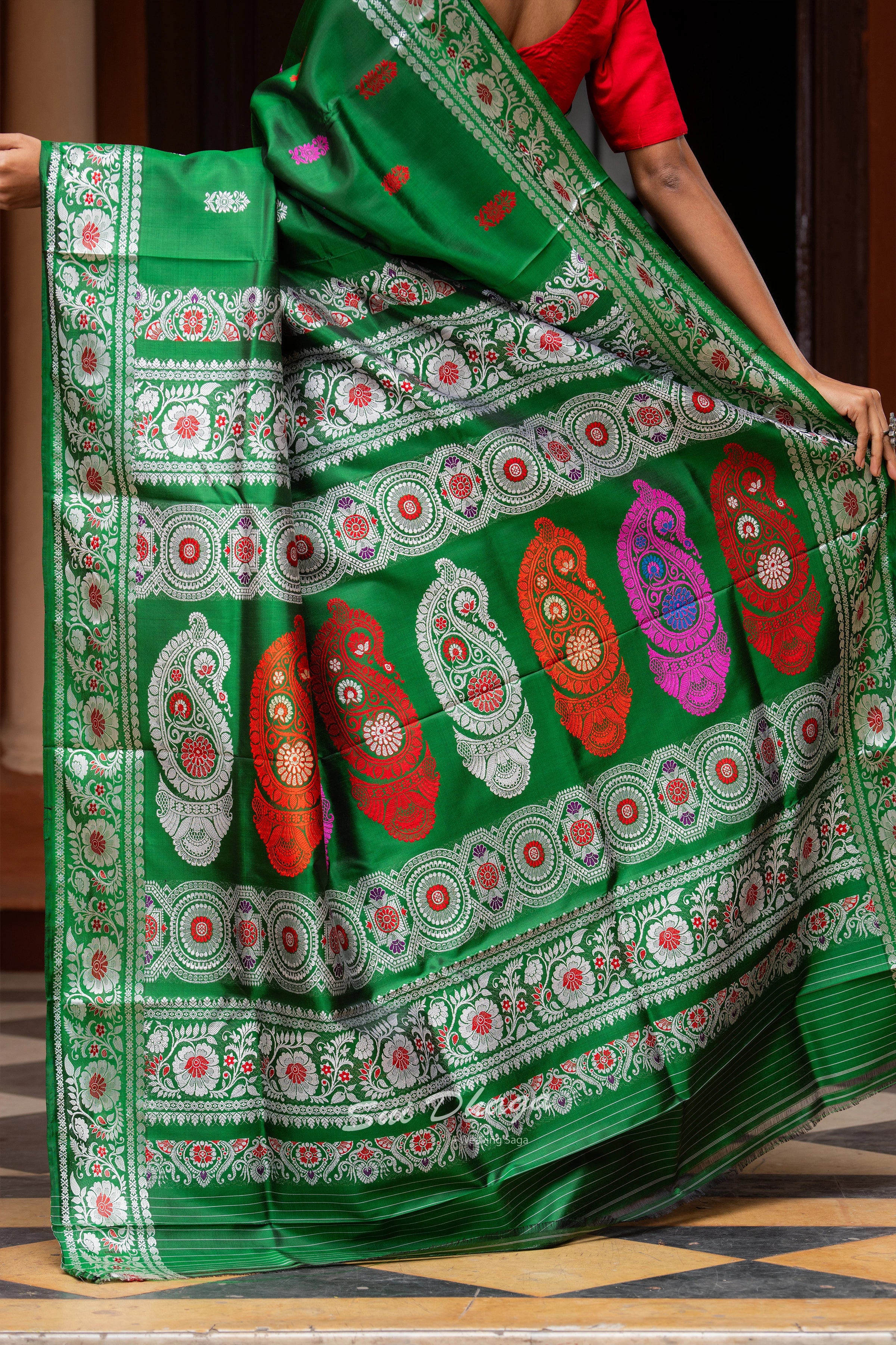 Bottle Green coloured Revival butta Baluchuri