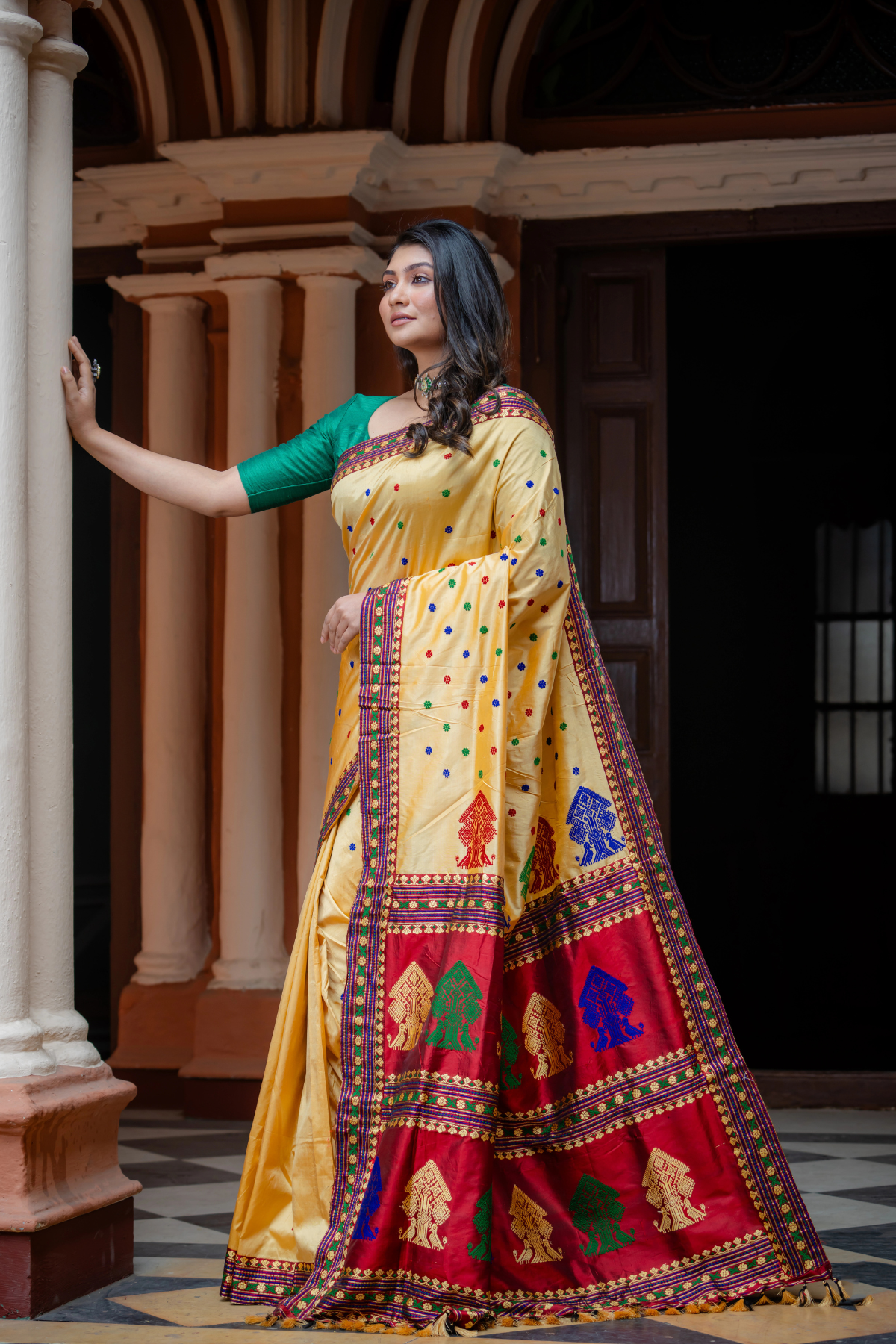 Pure silk Handwoven Beige coloured Assam saree