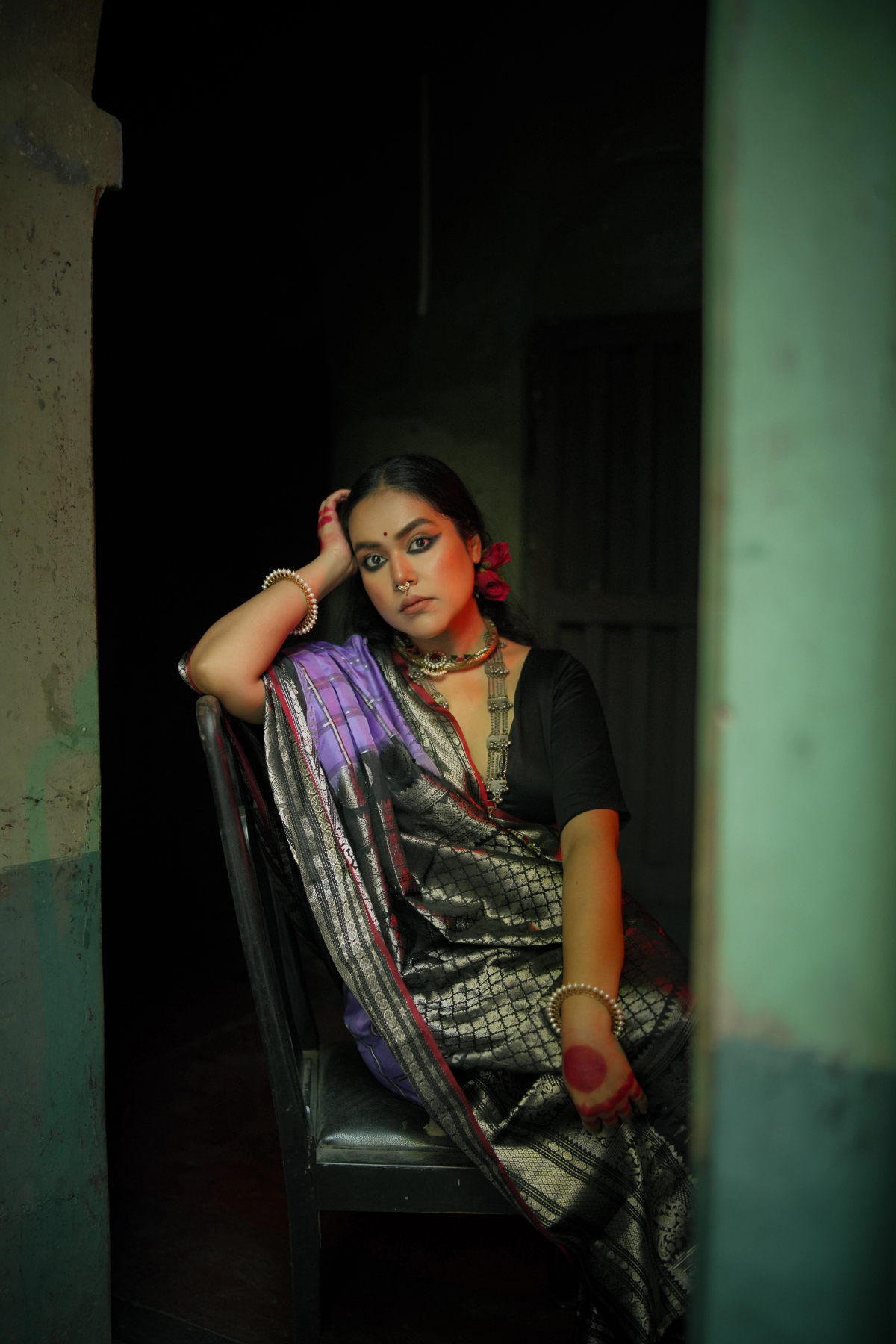 Dark Mauve Coloured Checkered pure silk Gadwal in silver zari