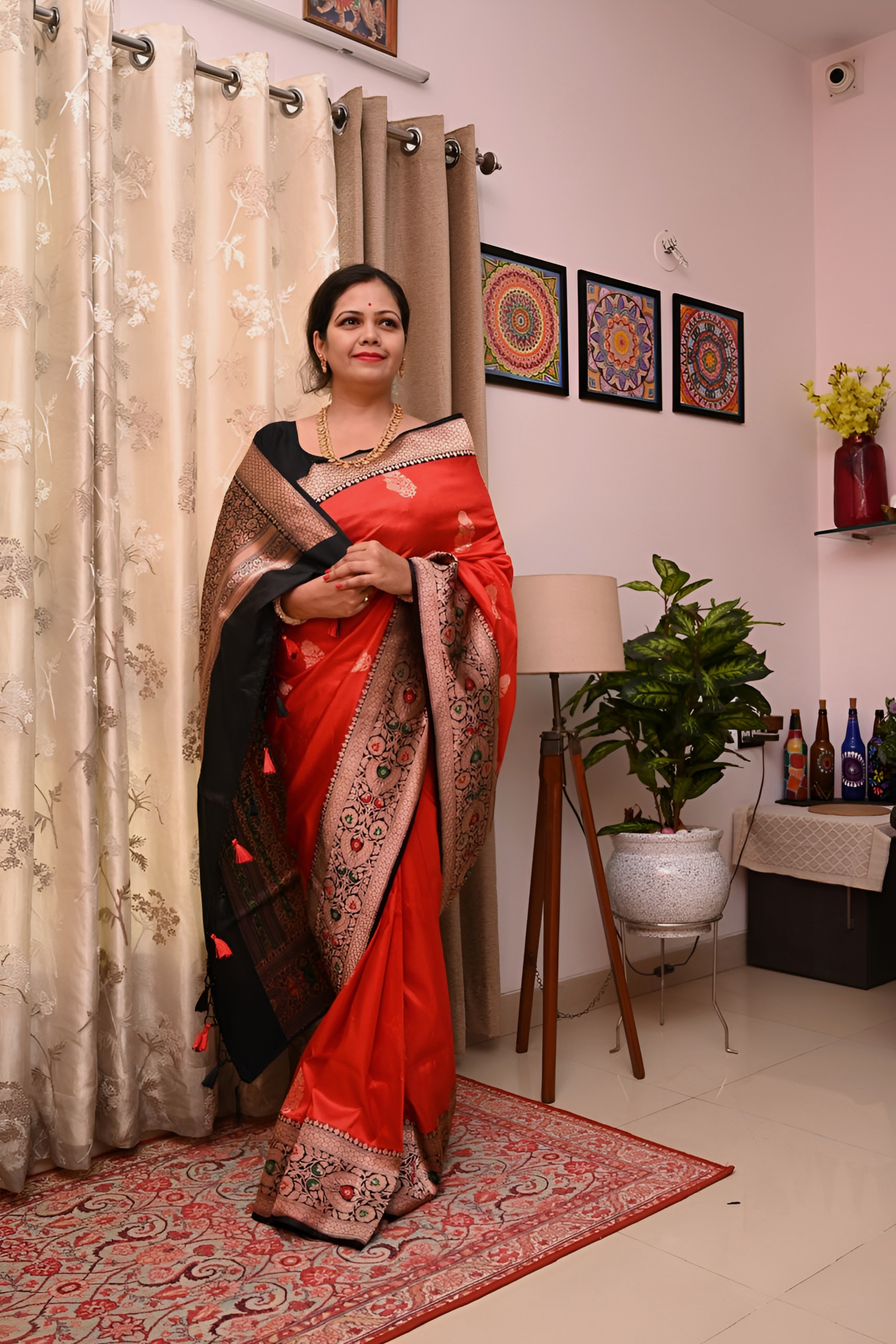 Antique Aura Banarasi Katan Pure Silk Saree