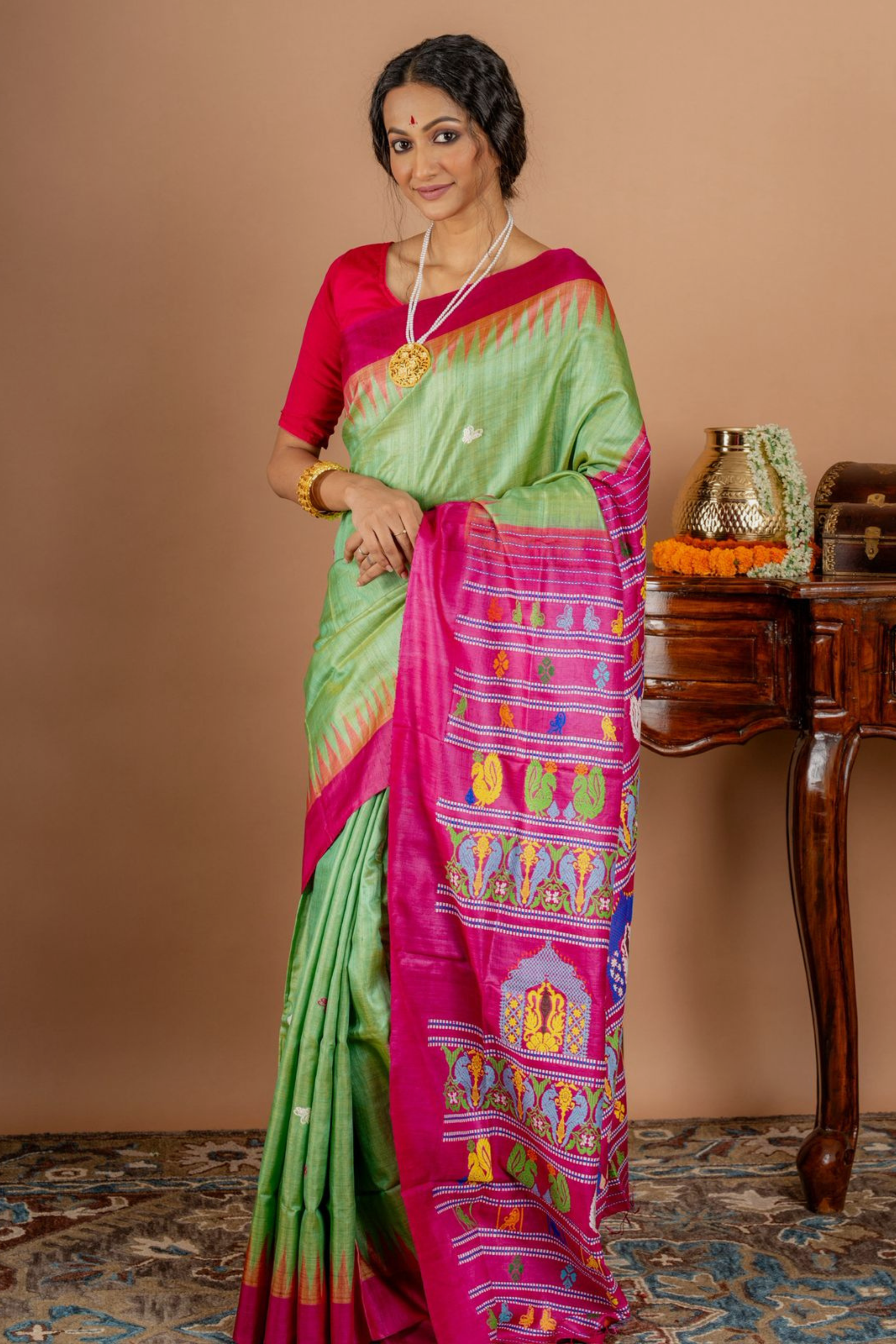 Temple Grace Gopalpur Tussar Silk Saree