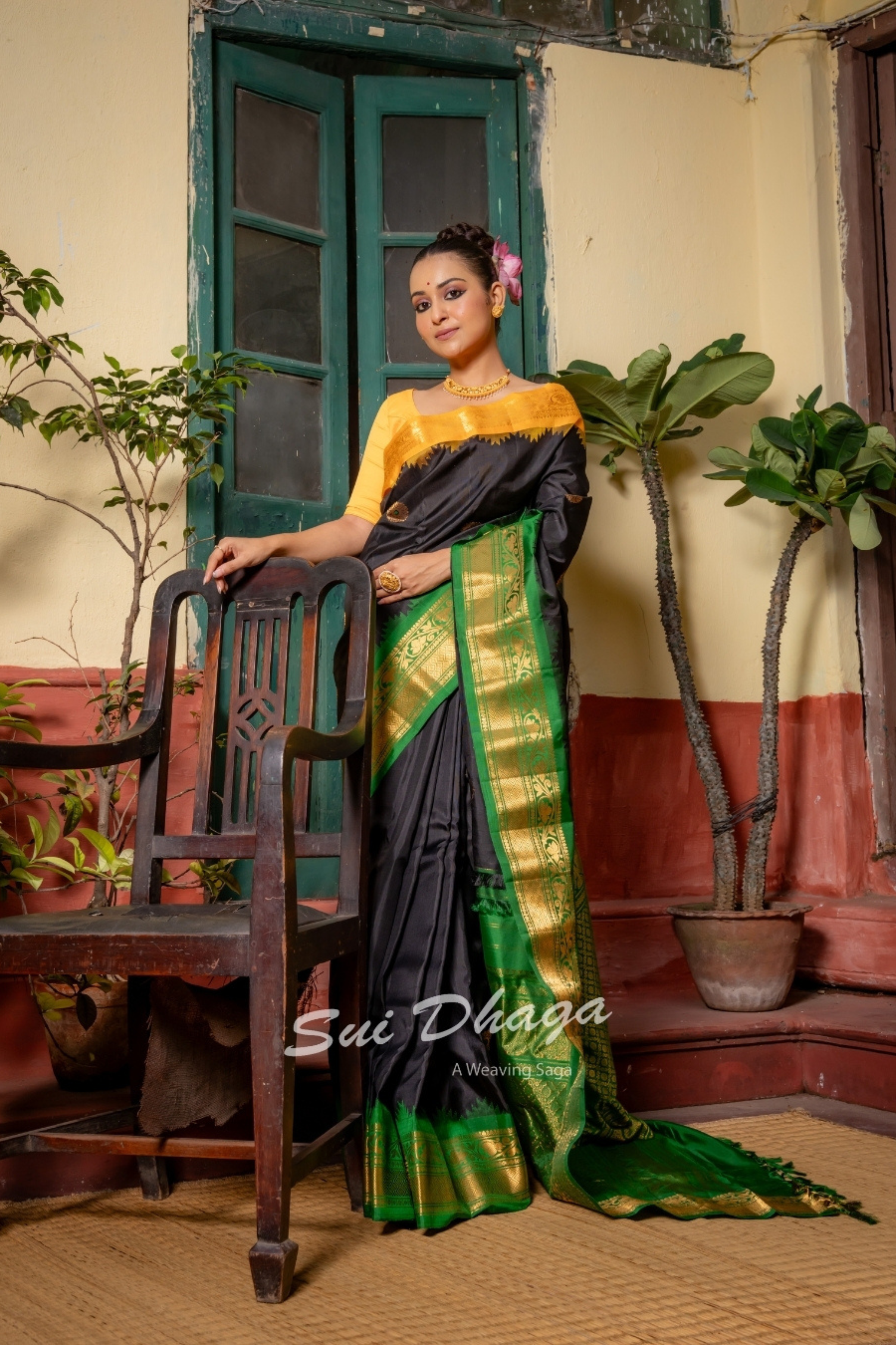 Gadwal Pure Silk Saree with Ganga Jamuna and Kuttu Borders