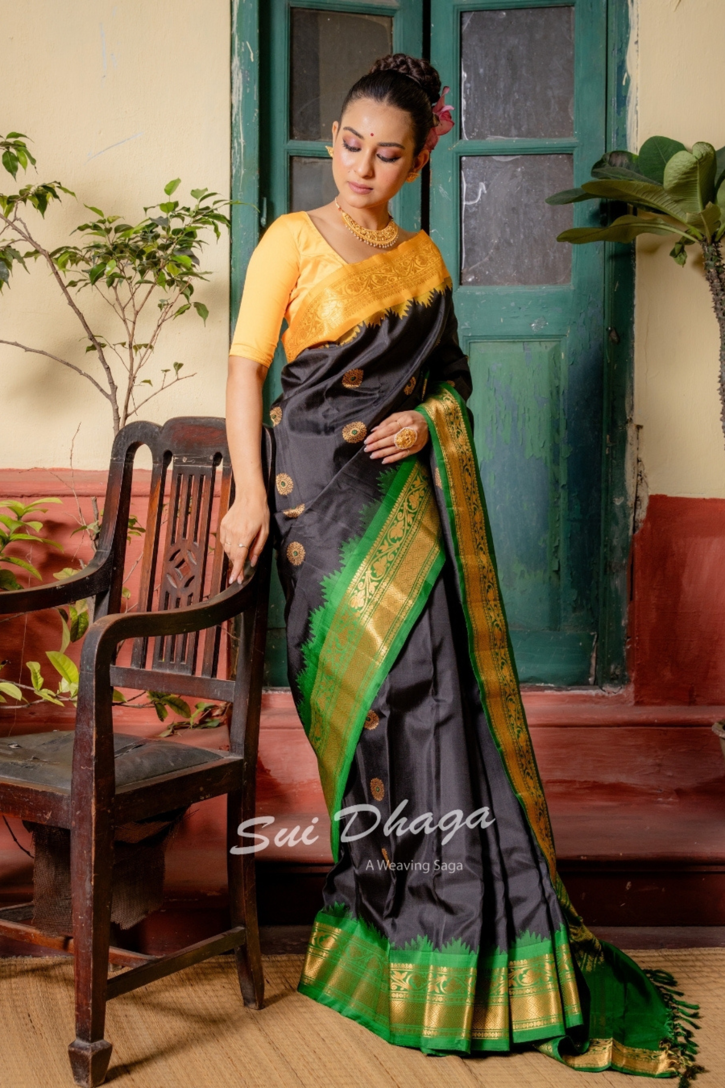 Gadwal Pure Silk Saree with Ganga Jamuna and Kuttu Borders