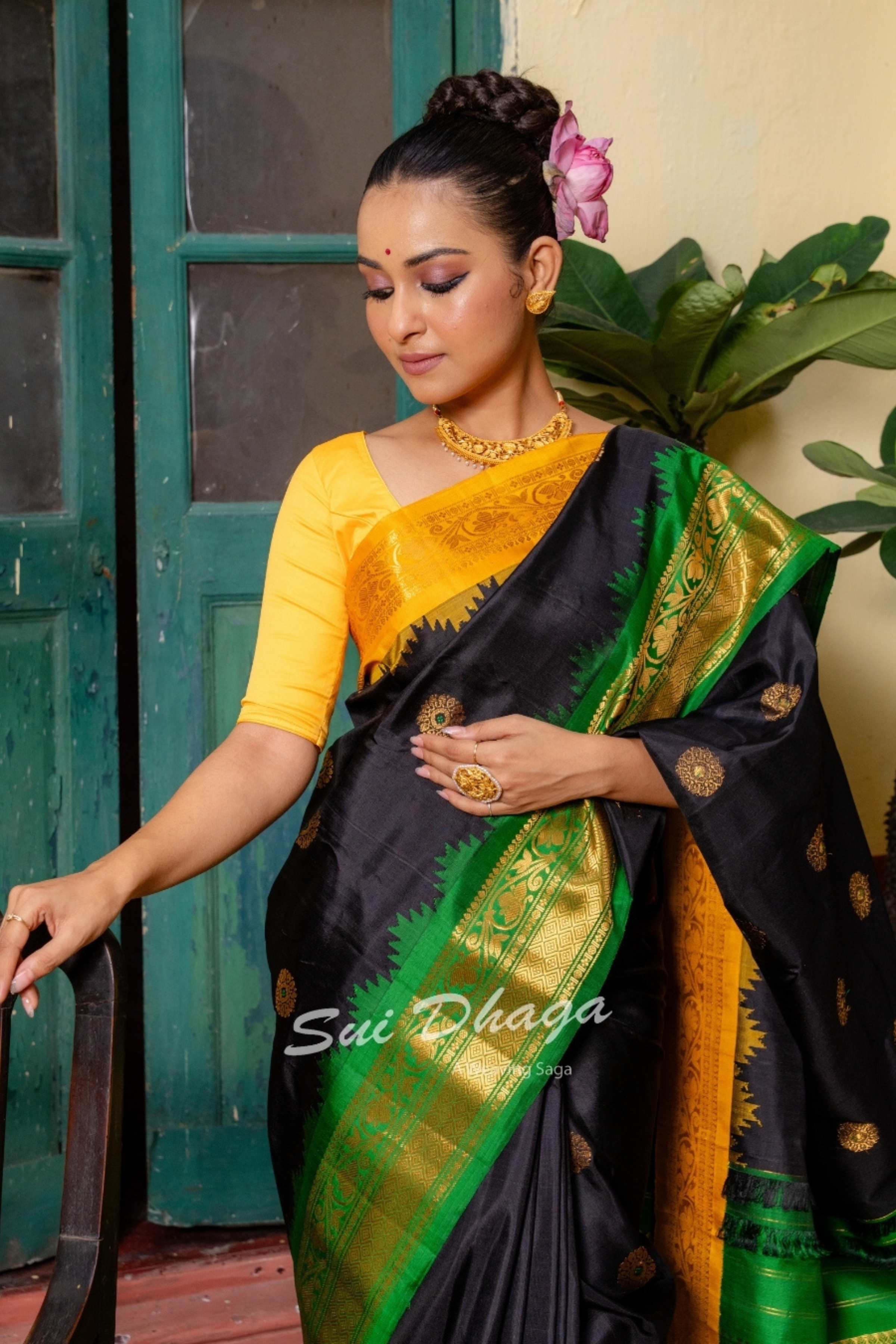 Gadwal Pure Silk Saree with Ganga Jamuna and Kuttu Borders