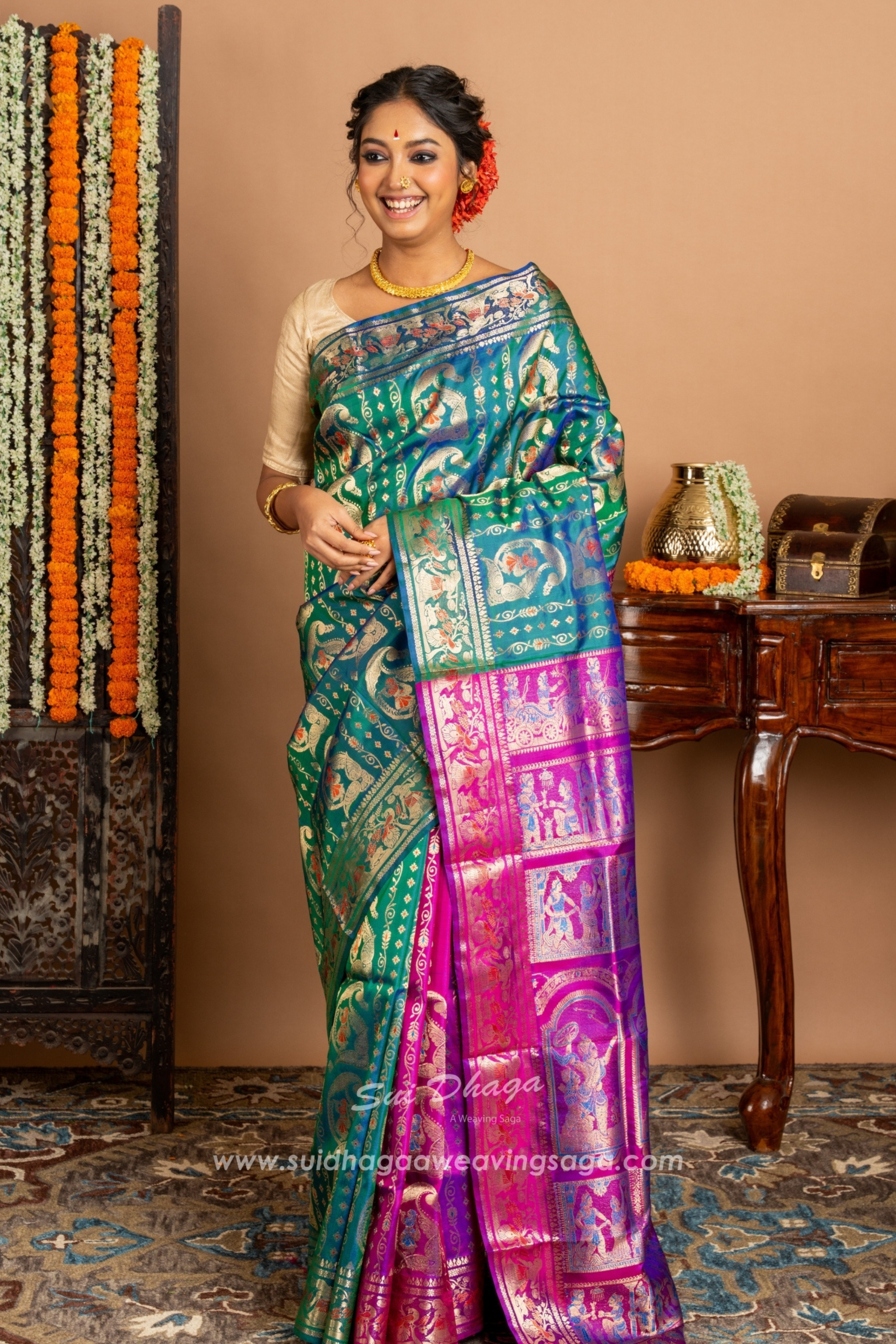 Dual Tone Swarnochuri Saree