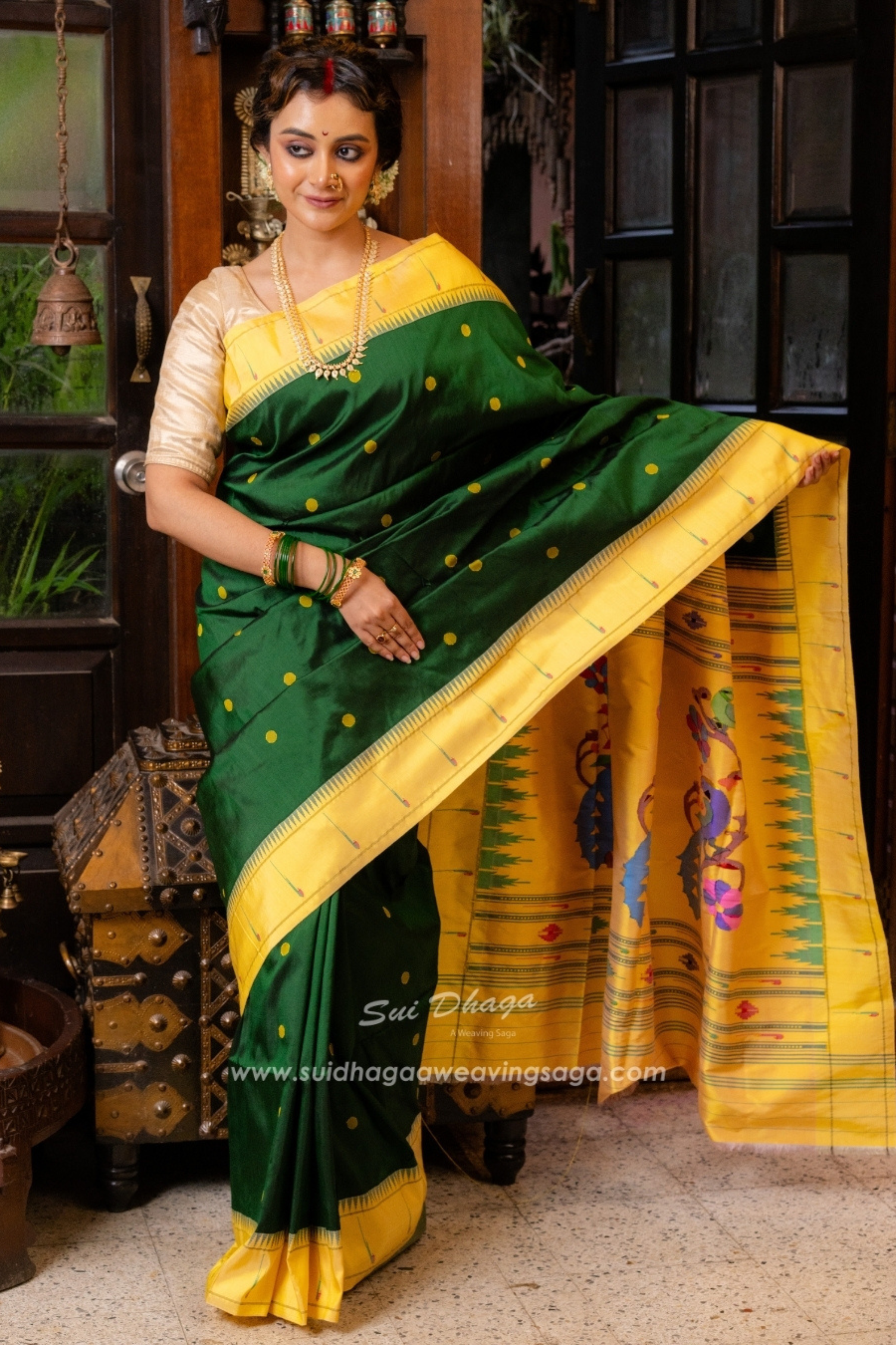 Muniya Pure Silk Paithani Saree