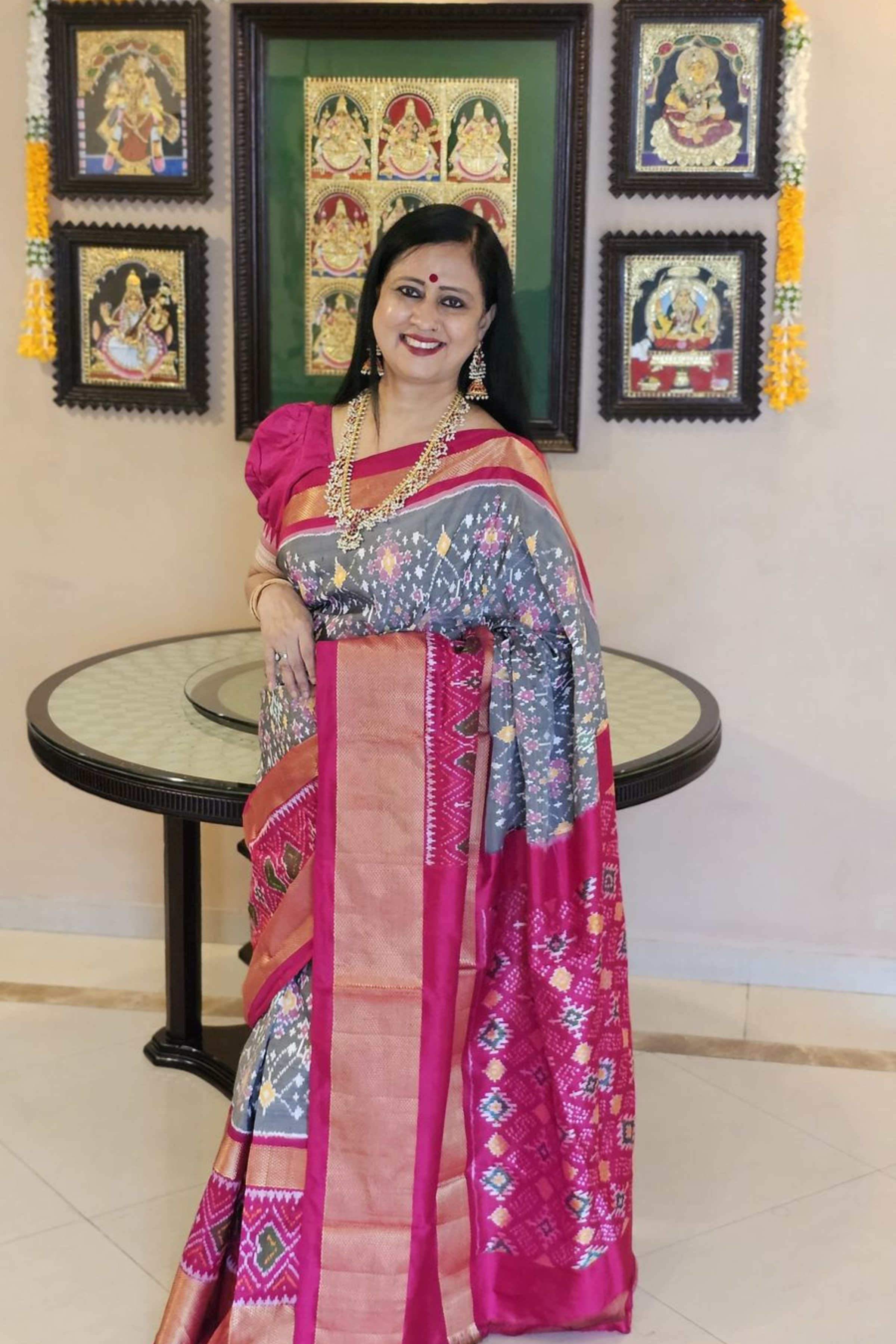 Silver Weave Pochampally Ikkat Pure Silk Saree