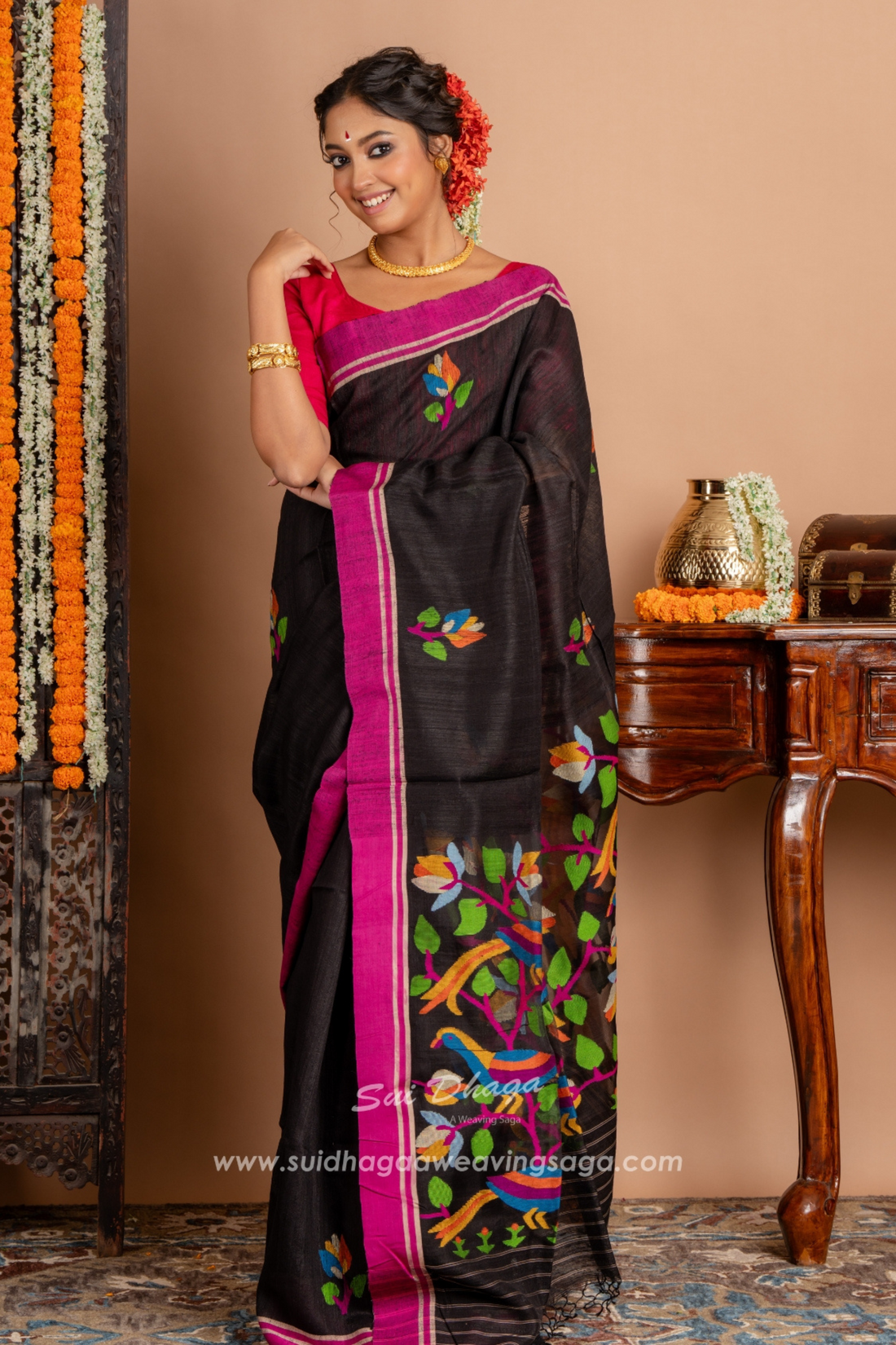 Black Matka Silk Jamdani Saree