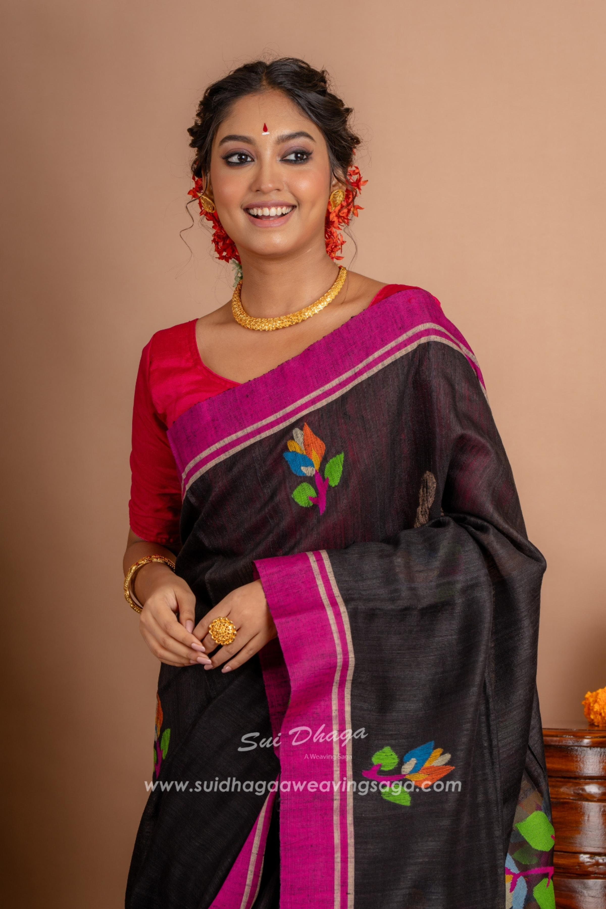 Black Matka Silk Jamdani Saree
