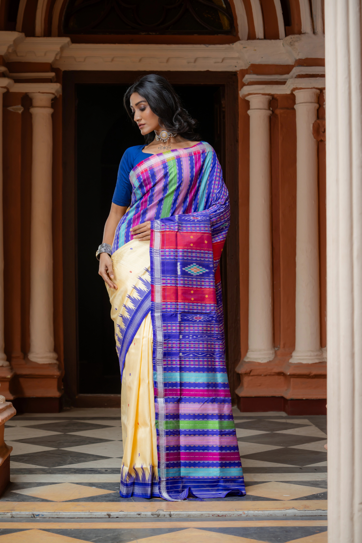 Creamish Double pallu Berhampuri in ganga jamuna border