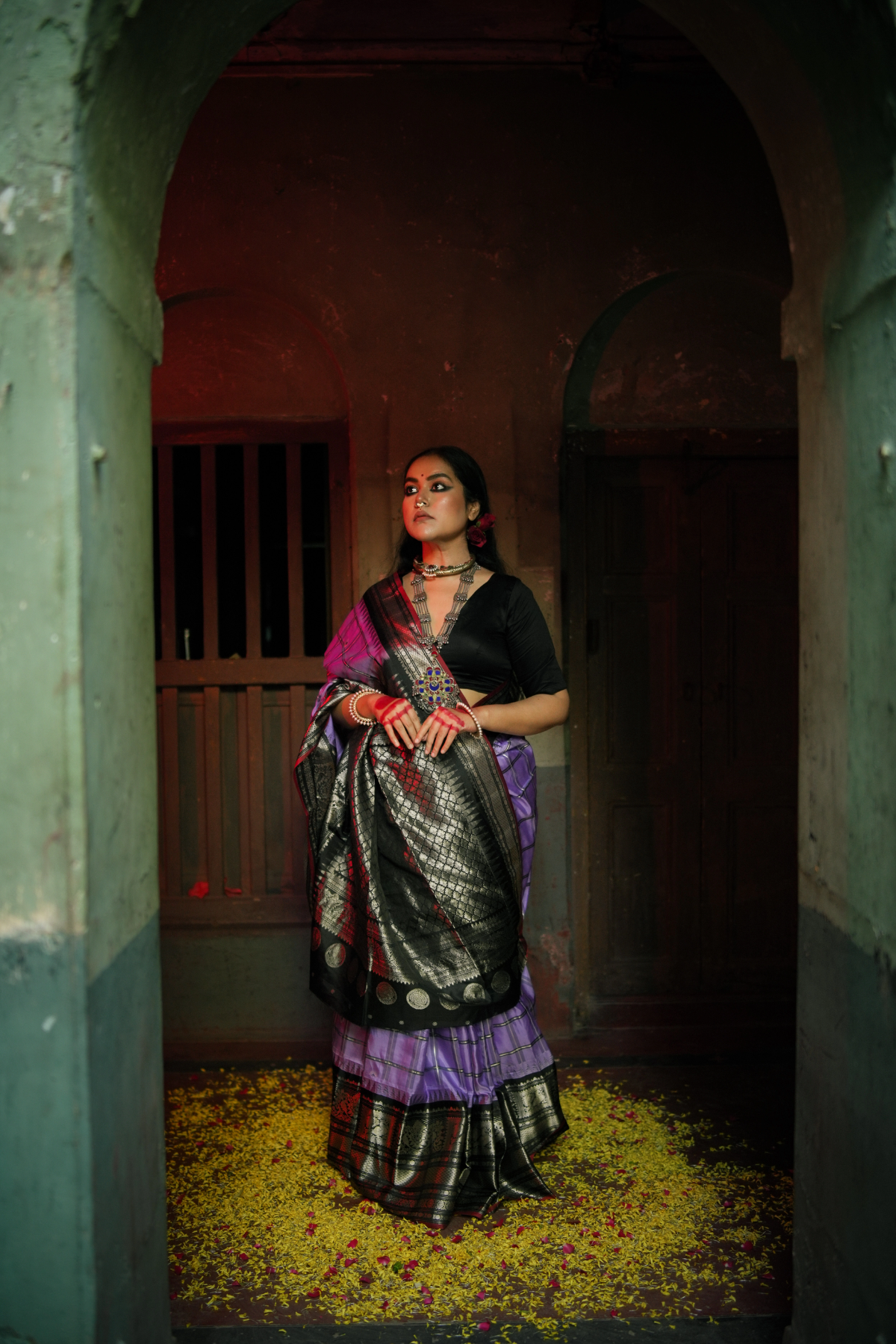 Dark Mauve Coloured Checkered pure silk Gadwal in silver zari