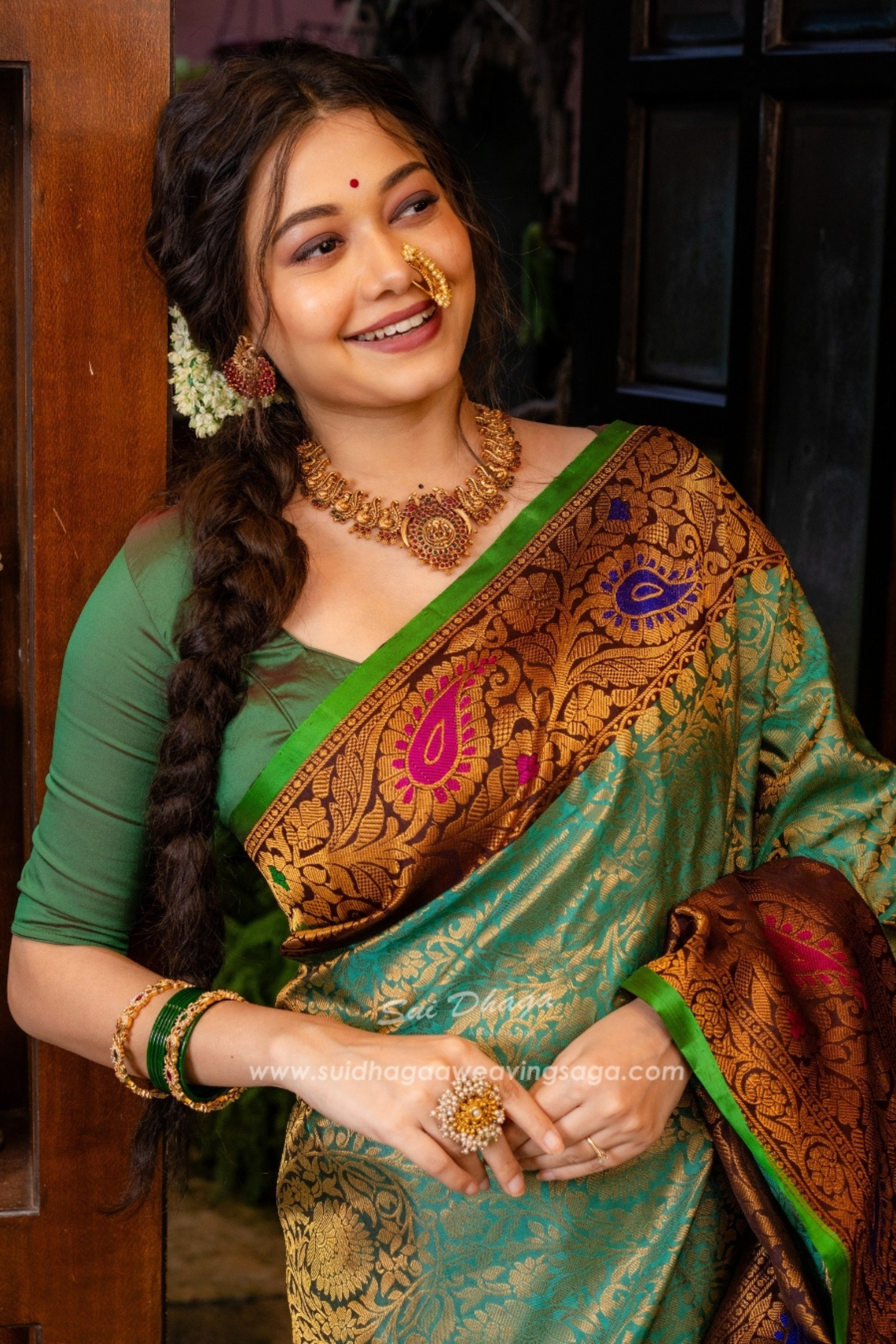 Dual-Tone Brocade Meenakari Paithani Saree