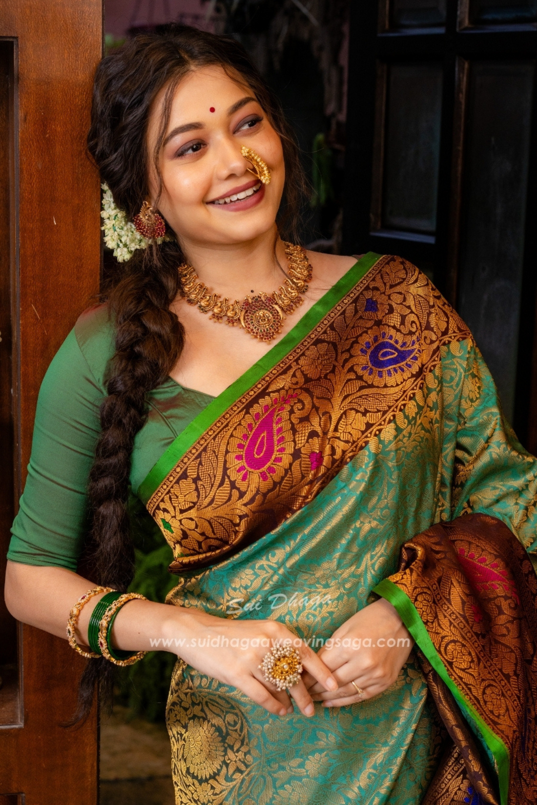 Dual-Tone Brocade Meenakari Paithani Saree