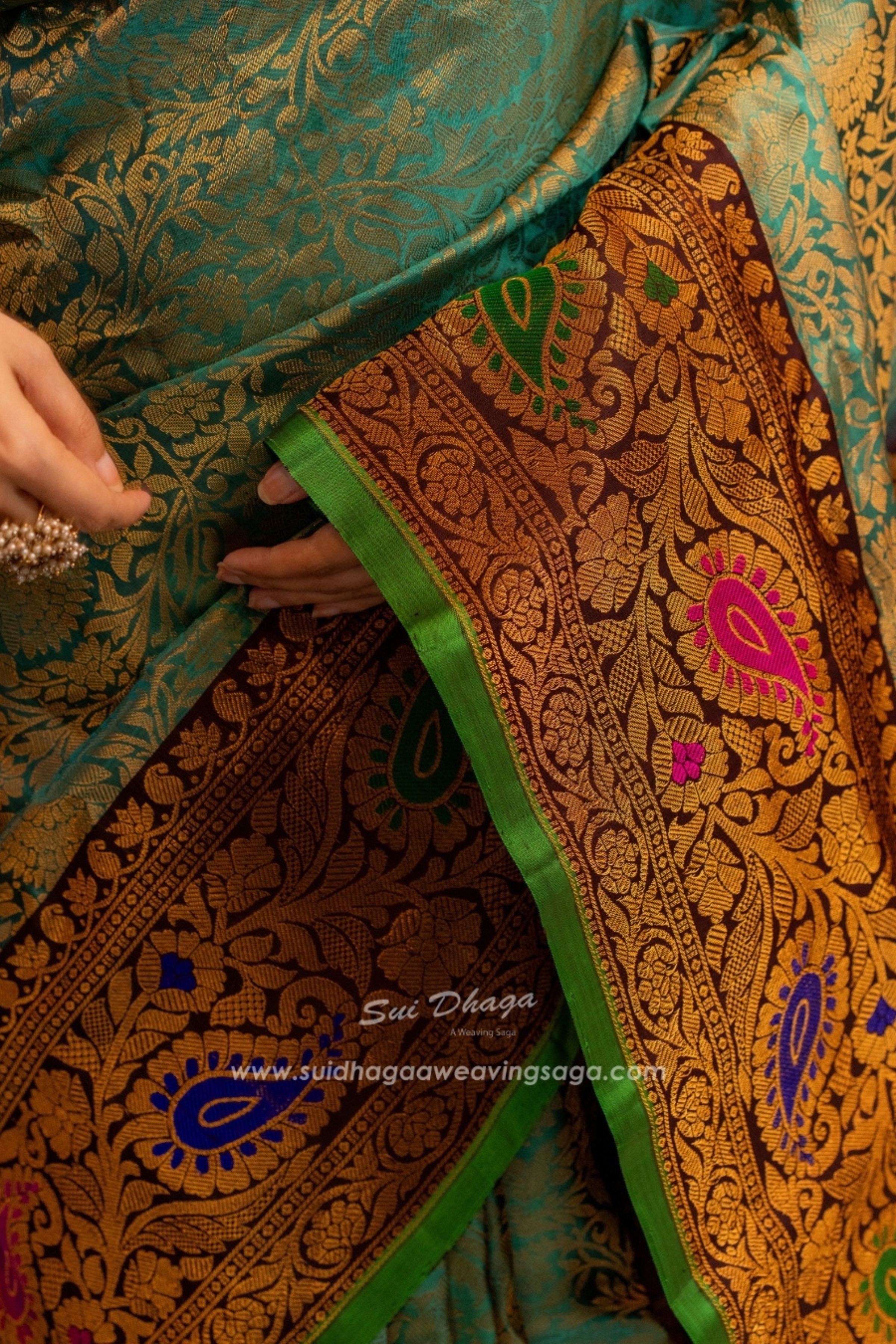 Dual-Tone Brocade Meenakari Paithani Saree