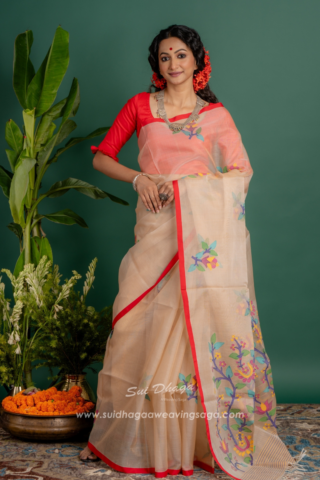 Beige Resham Muslin Jamdani Saree